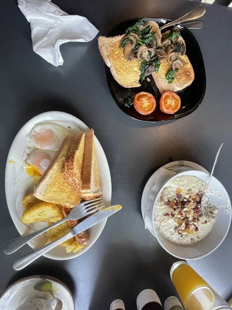 sophia patel_Crumbles at Delph_Delph_recensione