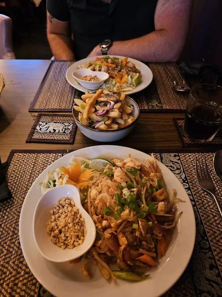 Kaylee Scaife_JT’S Bar and Thai Kitchen_Denby Dale_review