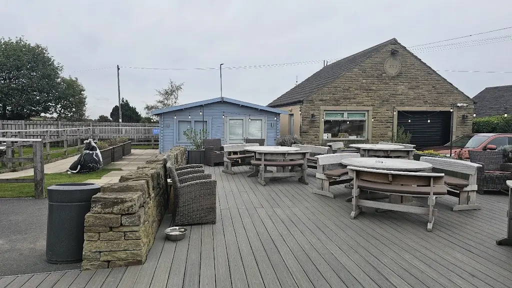 Yummy Yorkshire Ice Cream Parlour - Hide & Hoof Farm Restaurant_Denby Dale_slider_image_2