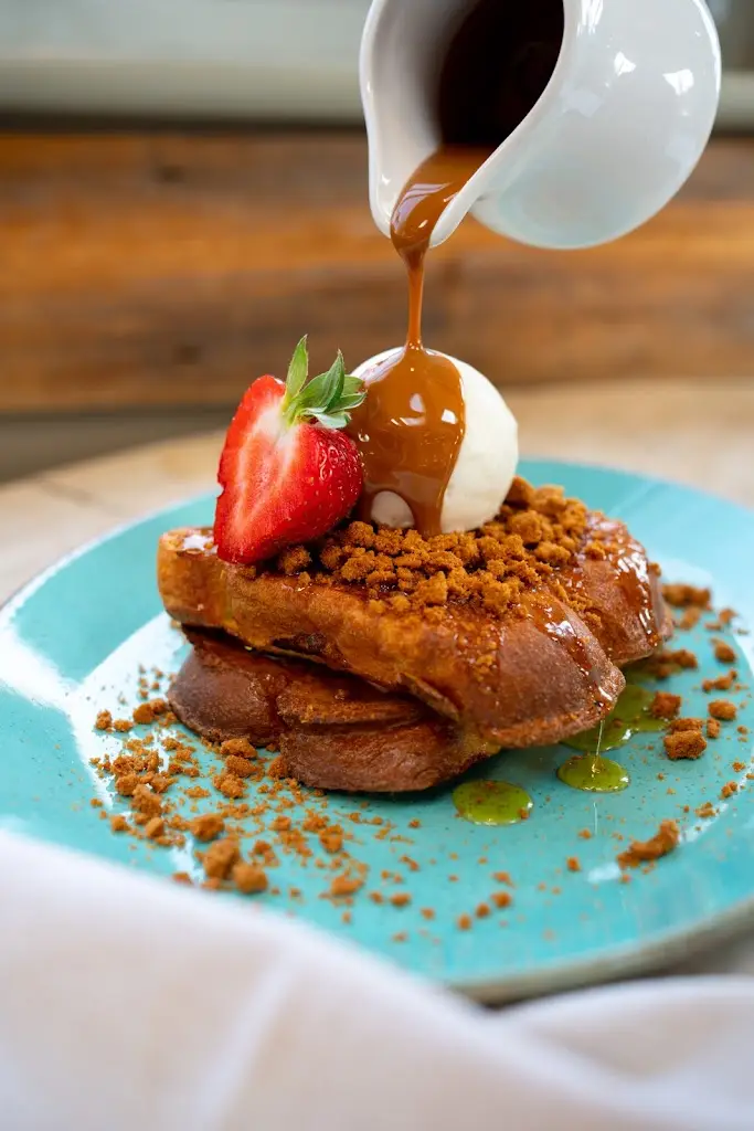 Yummy Yorkshire Ice Cream Parlour - Hide & Hoof Farm Restaurant_Denby Dale_slider_image_3