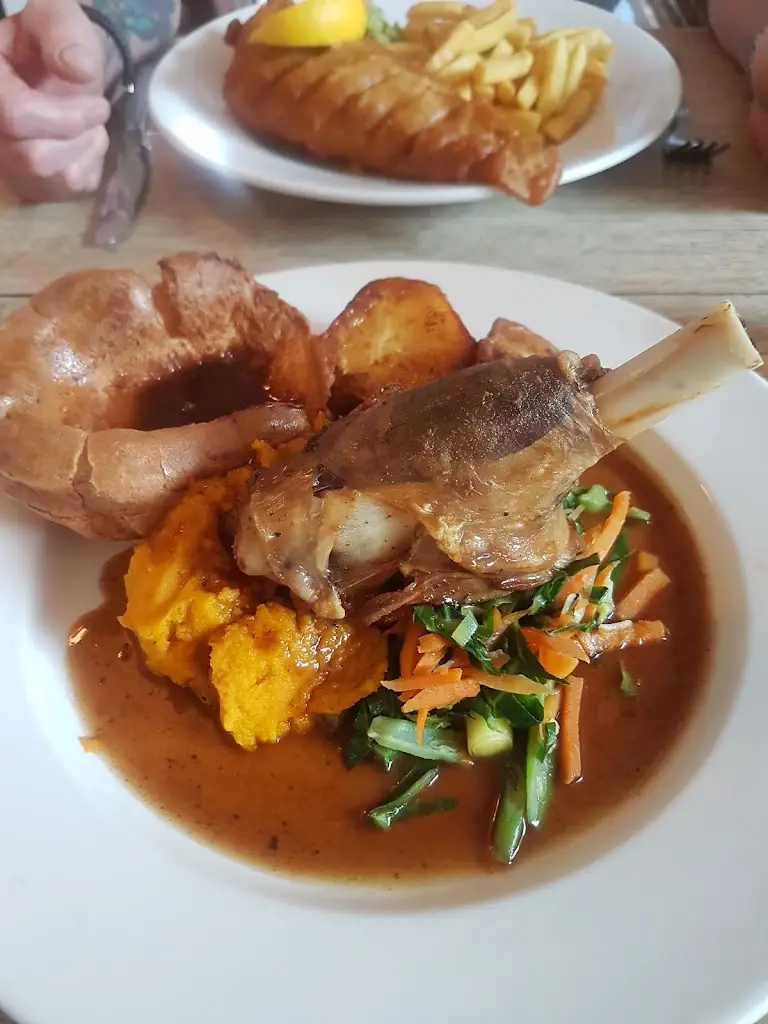 Menu_The Fox & Hounds_Denmead_image_8