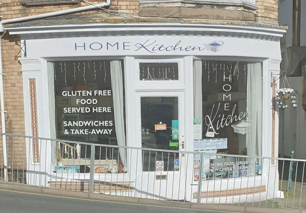 The Home Kitchen_Dawlish_slider_image_1