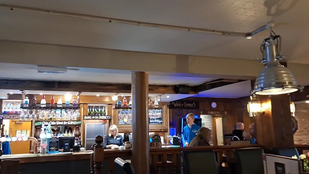 The Boathouse Bar & Grill_Dawlish_slider_image_2