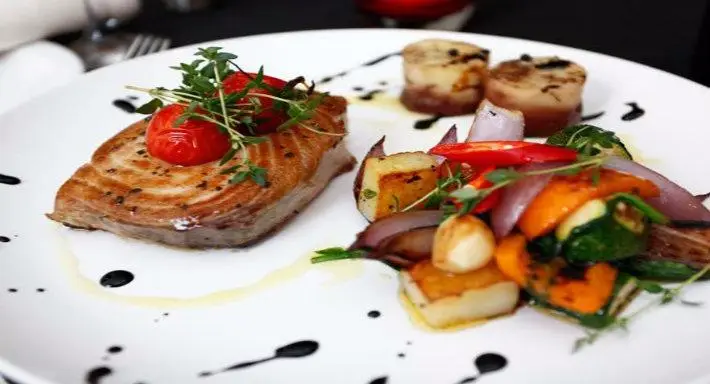 Emilios Greek Restaurant_Arnold_slider_image_3