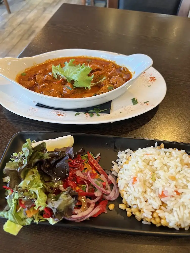 Eva Huang_Best Meze Grill_Datchet_review