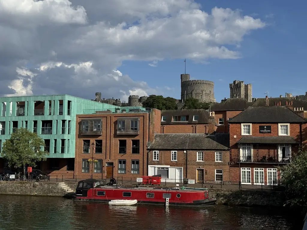 JR Suarez_The Royal Windsor_Datchet_review