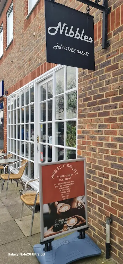 Nibbles Ltd restaurante en Datchet