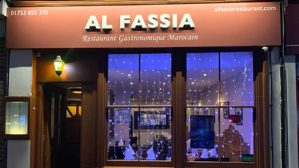 Al Fassia Restaurant_Datchet_slider_image_1