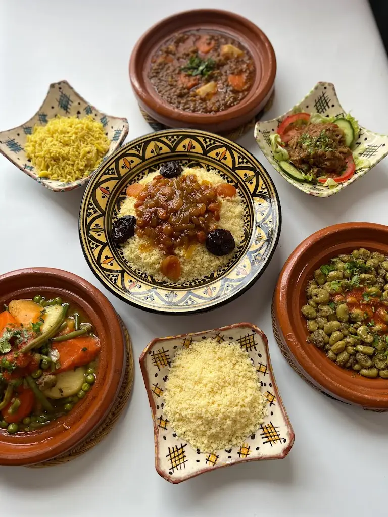 Al Fassia Restaurant_Datchet_slider_image_3