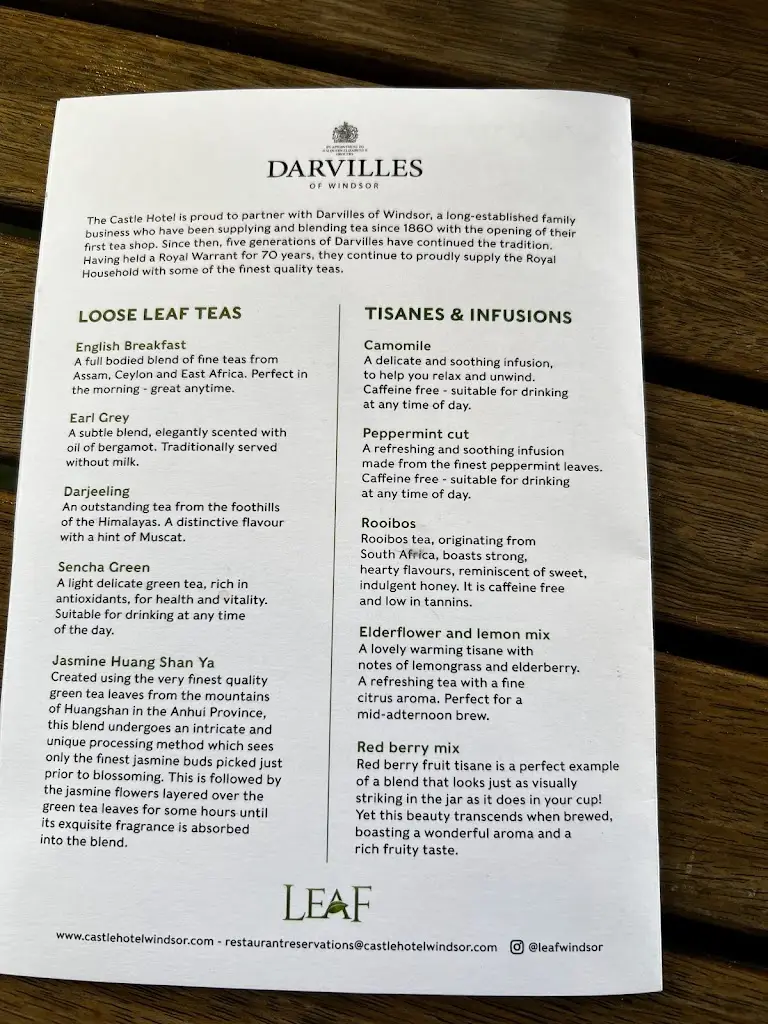 Menu_Leaf At The Castle_Datchet_immagine_4