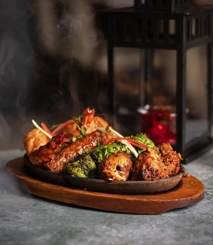 Mango Lounge_Datchet_slider_image_3