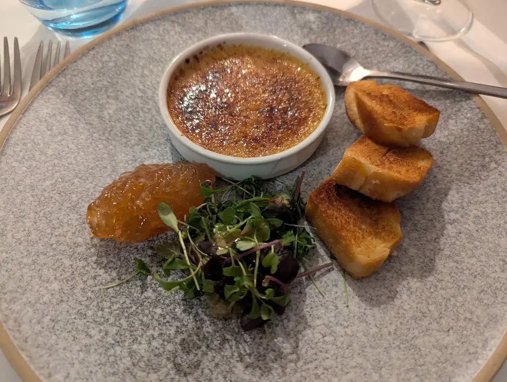 Philip Mawdsley_À la Russe_Datchet_review