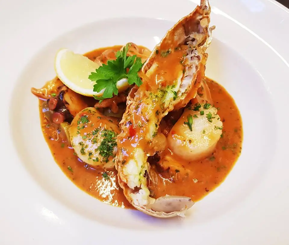 À la Russe_Datchet_slider_image_3