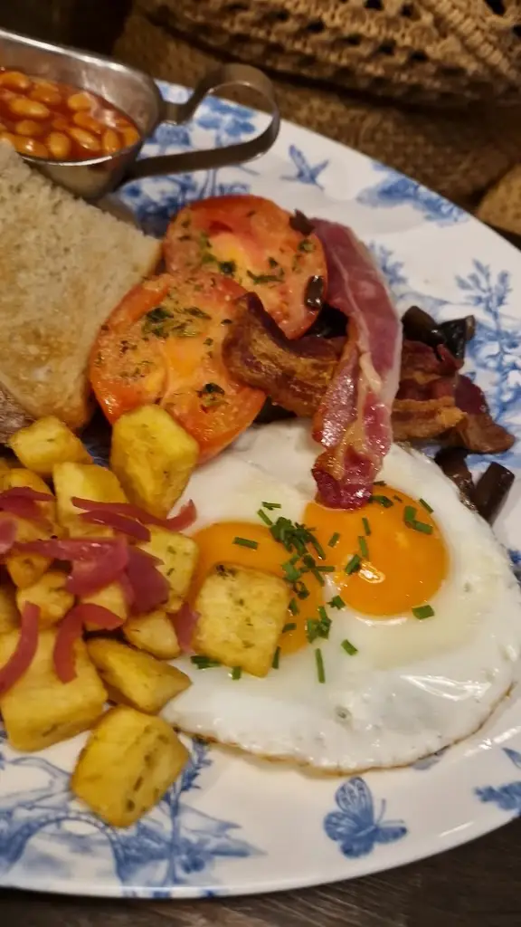 Bill's Windsor Restaurant_Datchet_slider_image_2