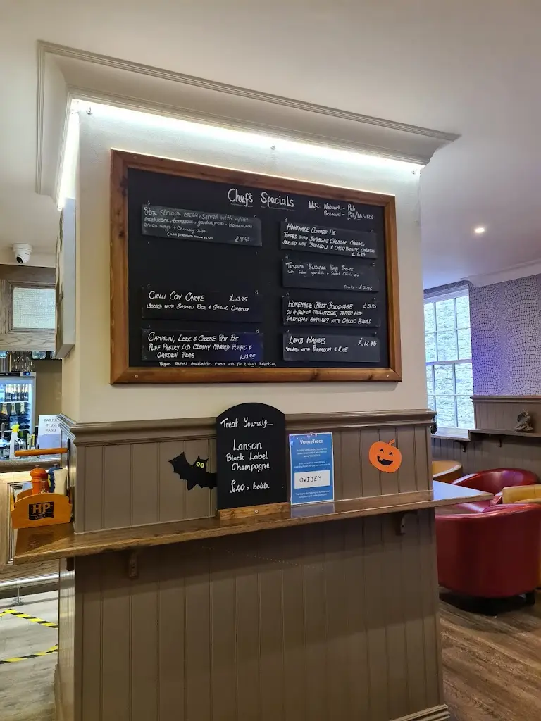 Menu_George & Dragon_Dartmouth_image_3