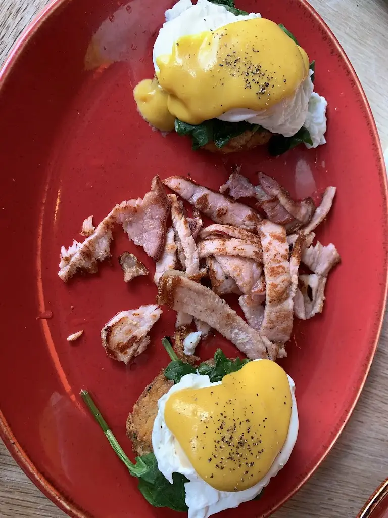 Emma Summerfield_Yarn_Dartmouth_recensione