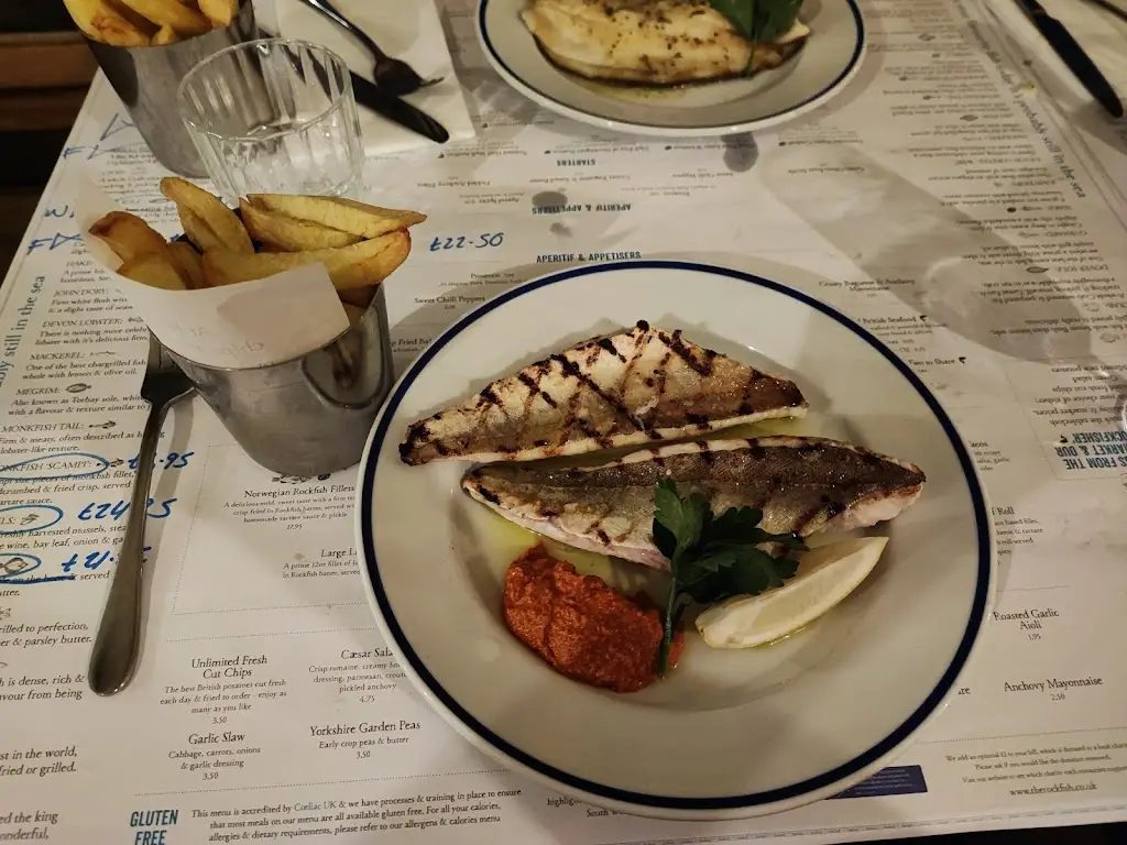 Menu_Rockfish_Dartmouth_image_9