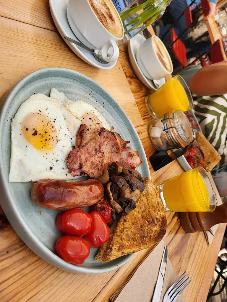 Menu_Cafe Alf Resco_Dartmouth_image_6