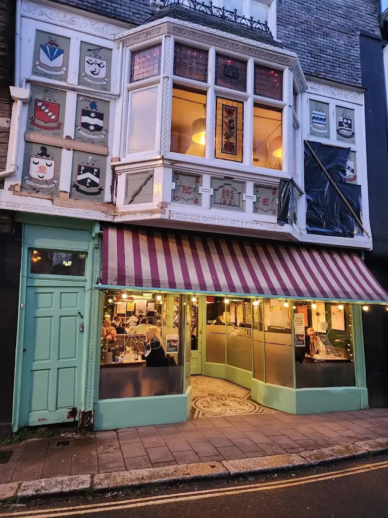 Guy Golan_Kendricks Dartmouth_Dartmouth_review