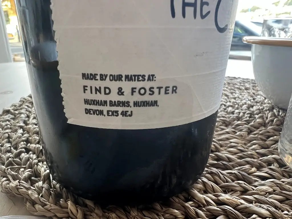 Peter Dickens_The Crafty Mussel_Dartmouth_review