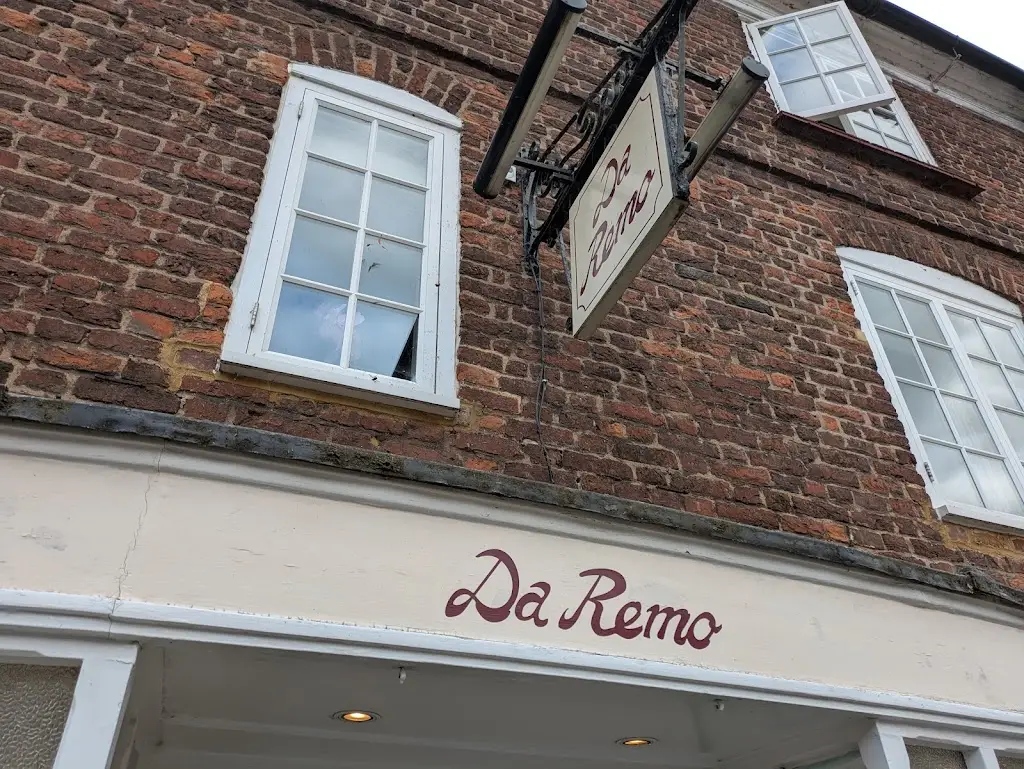 Doug Neilson_Da Remo Ristorante Italiano_Denham_review