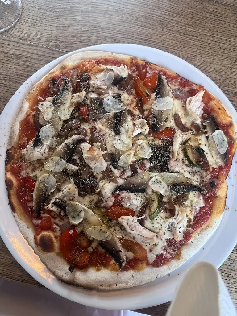 Imogen D_The Old Kings Head_Dickleburgh_review