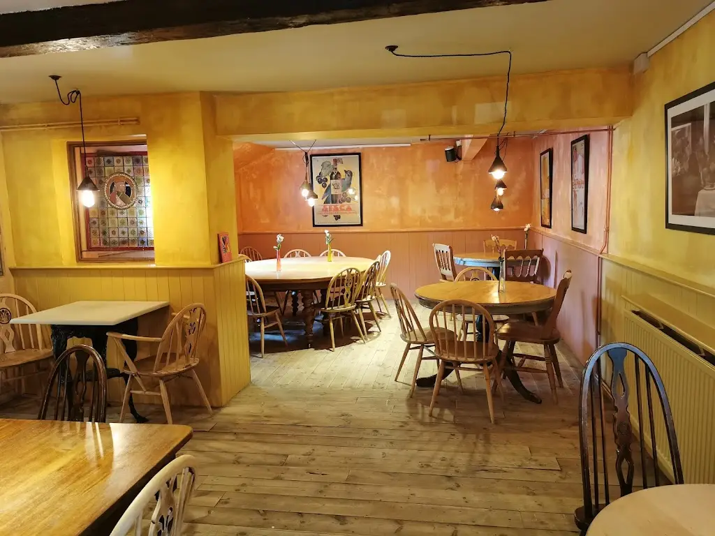 The Old Kings Head restaurant in Dickleburgh