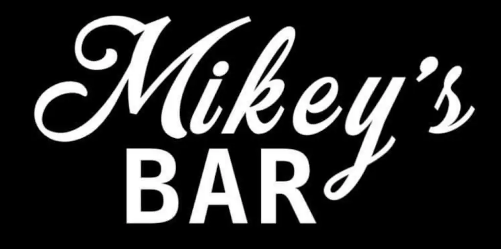 Mikey’s Bar restaurant in Dickleburgh