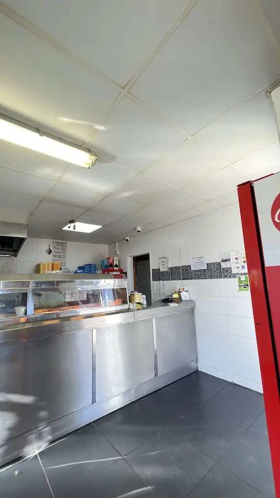 Little Chippy Fish & Chip Shop_Dickleburgh_slider_image_3