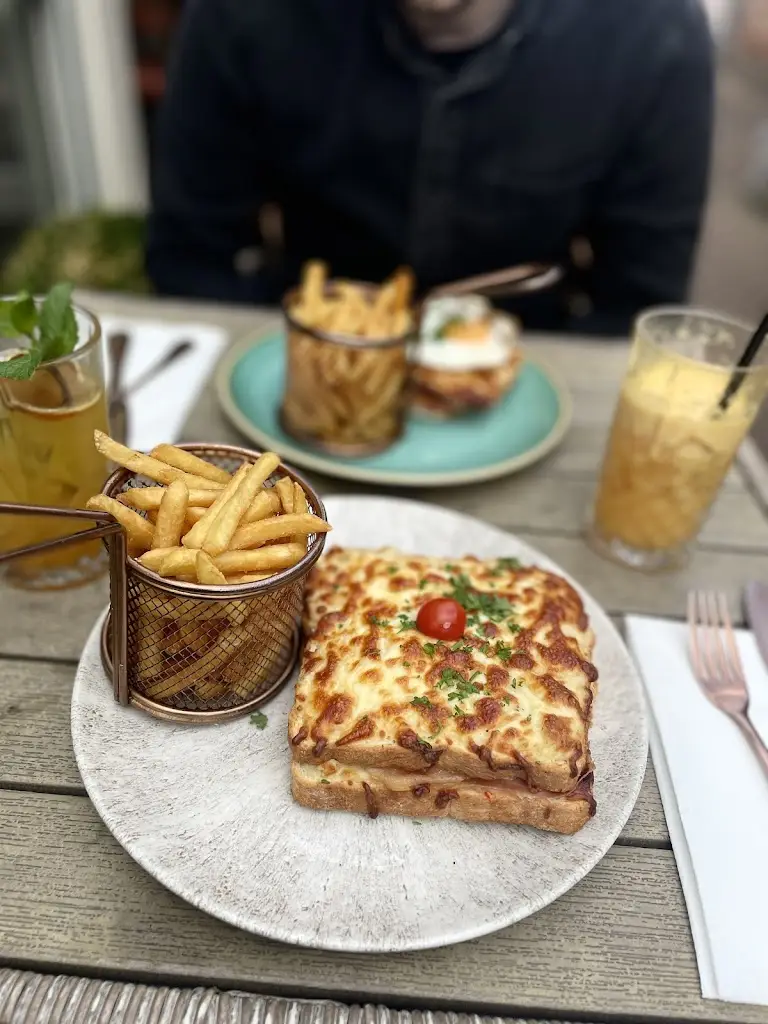 Menu_French Affaire_Deanshanger_image_8