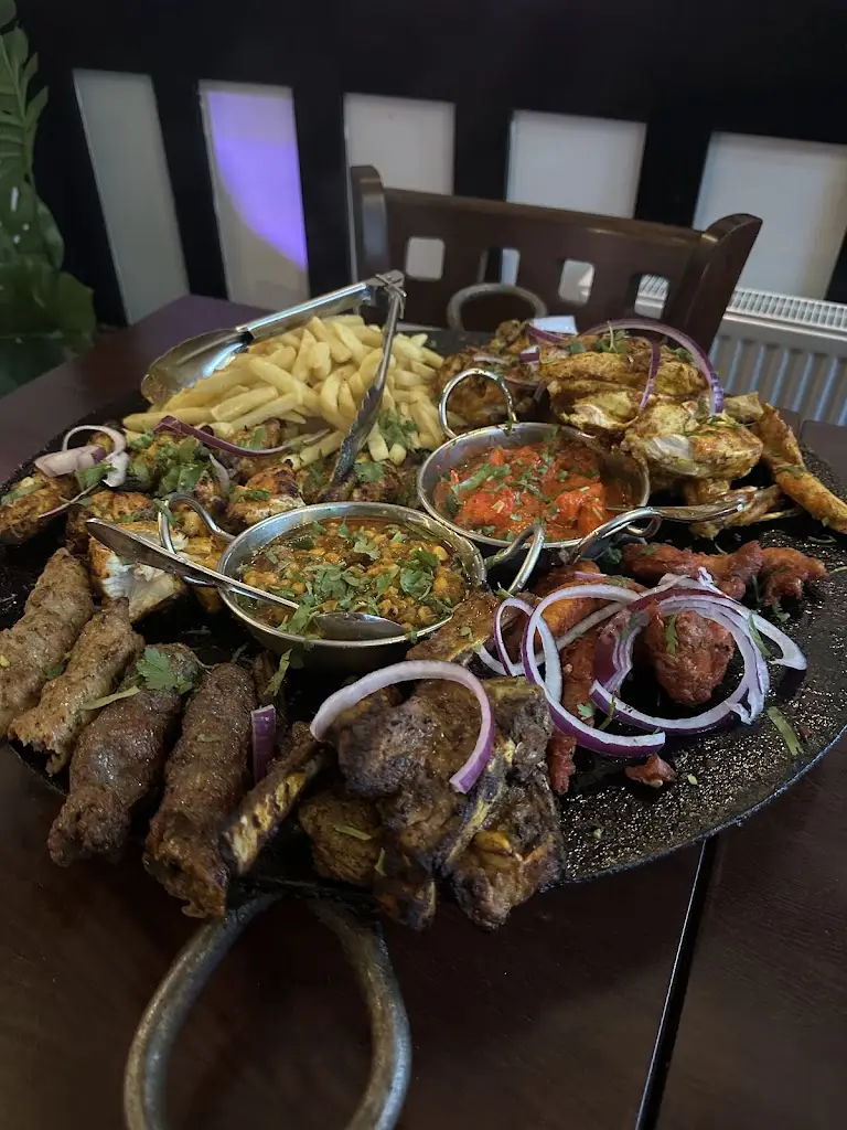 Zishaan Ajmal_Lahori Vibes_Deanshanger_review