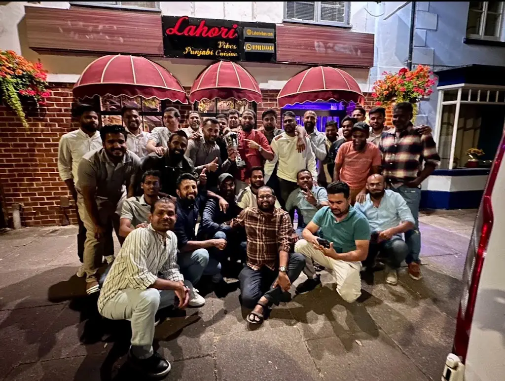 Shihan Munas_Lahori Vibes_Deanshanger_review