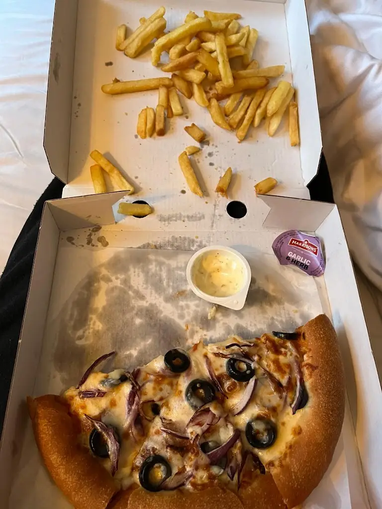 Marwan Nasr_Flames Pizzeria & Grill_Deanshanger_review