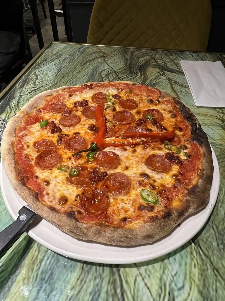 Menu_Casa Cento Italian Restaurant_Deanshanger_image_8