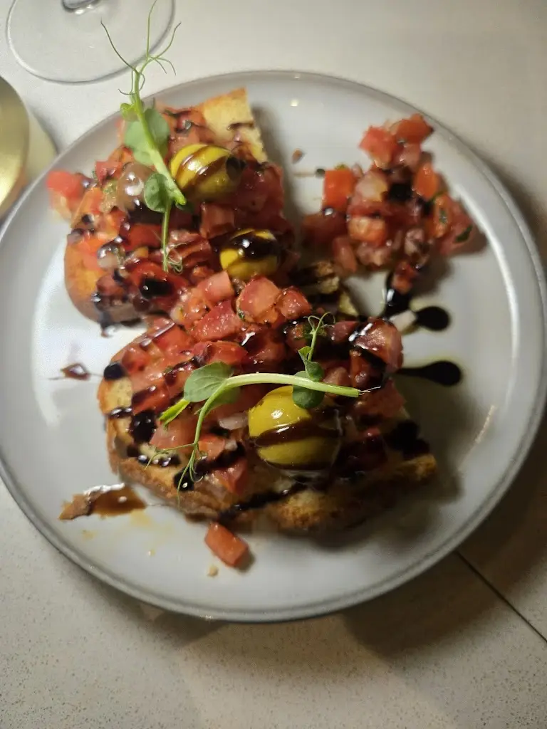 Kayleigh Farnworth_Vero_Deanshanger_recensione