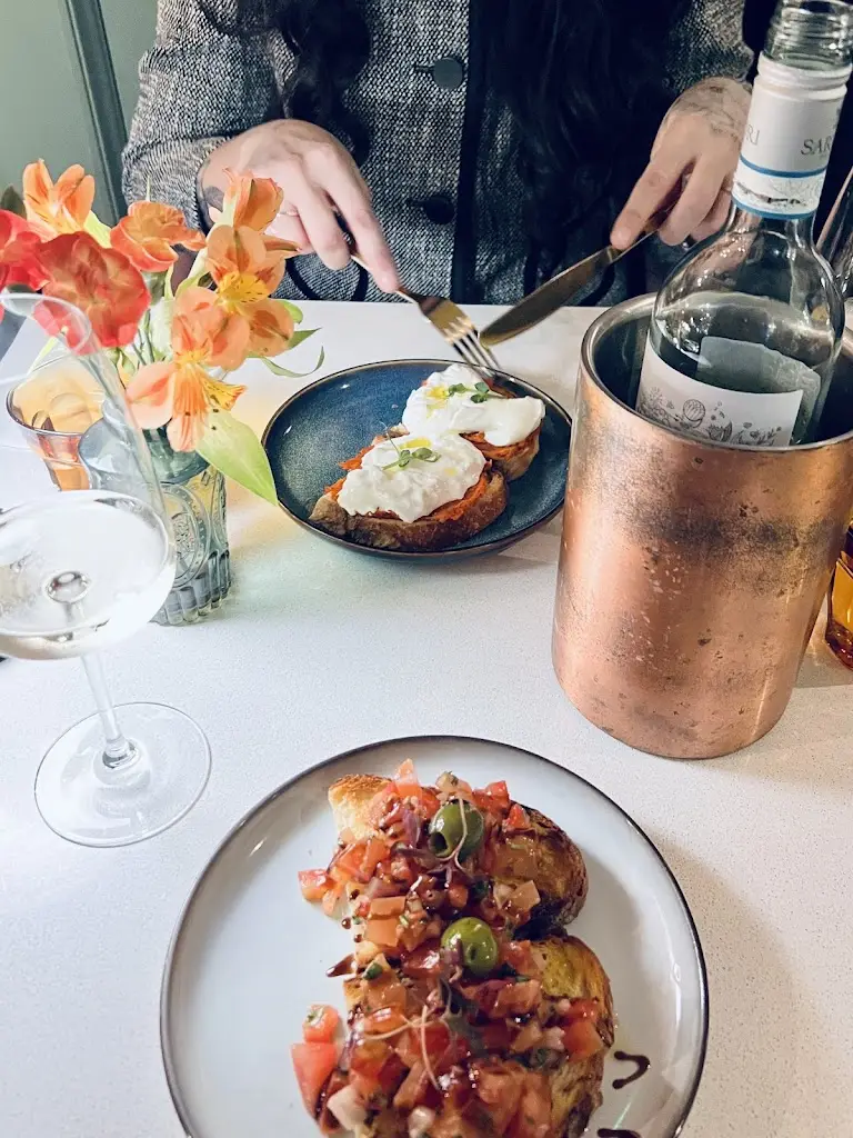 Kelly Ruzicka_Vero_Deanshanger_recensione