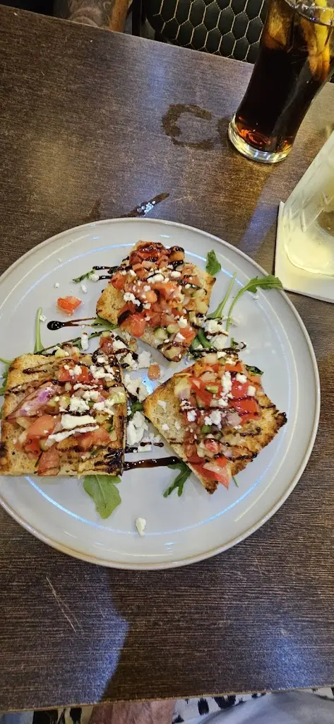 Penny Found_Eating Greek MK_Deanshanger_recensione