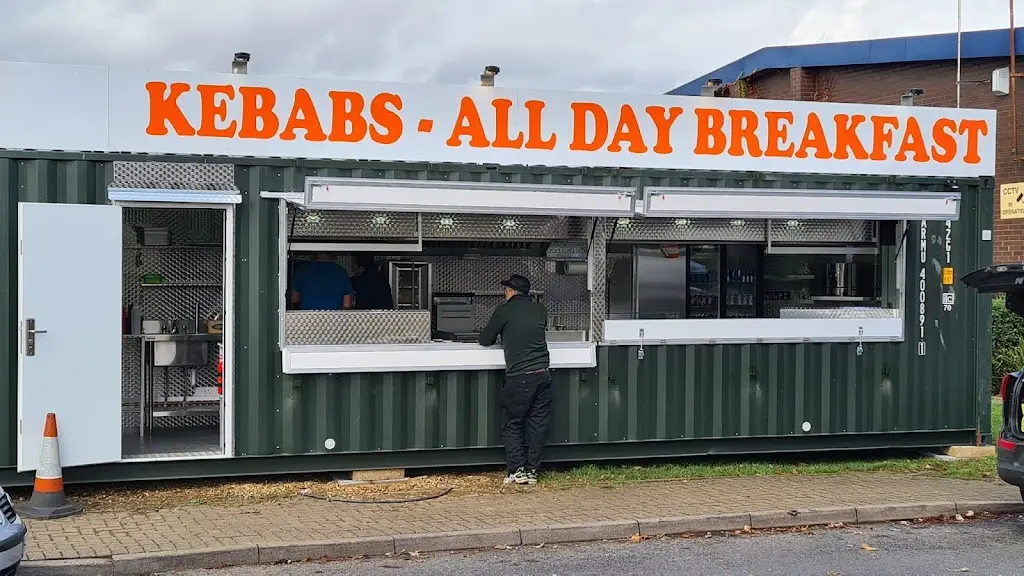 Jeff Ankin_KAZ'S KITCHEN_Deanshanger_recensione