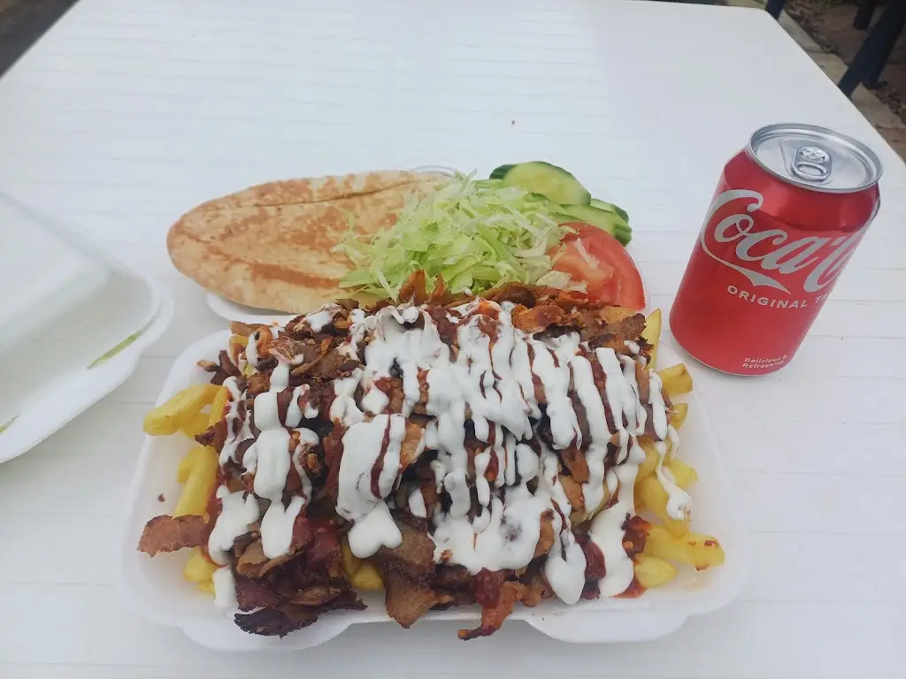 KAZ'S KITCHEN_Deanshanger_slider_image_2