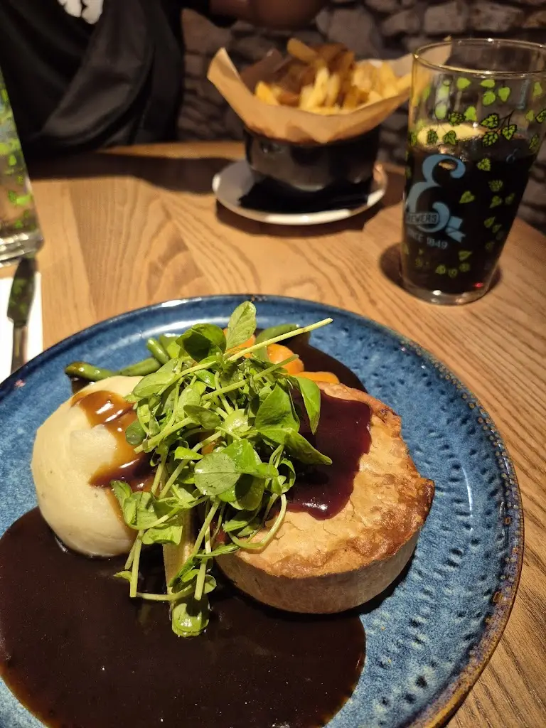 Victoria Addison_The Forge Inn_Desford_review