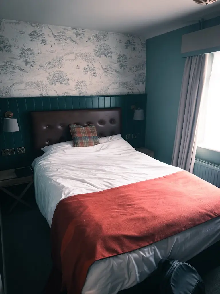 Sam Rodgers_The Castle_Desford_review