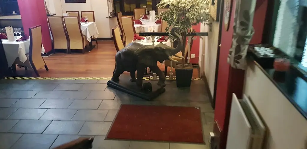 Dominic Lee_Little India_Desford_review