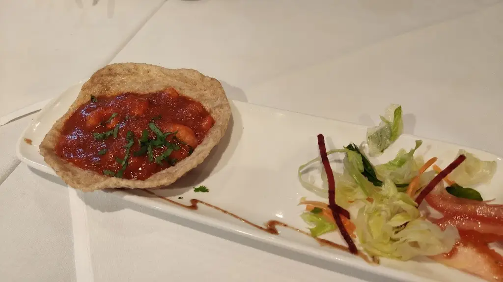 Ivan Portillo_Himalayan Inn Nottingham-Nepalese & Indian Restaurant_Arnold_review