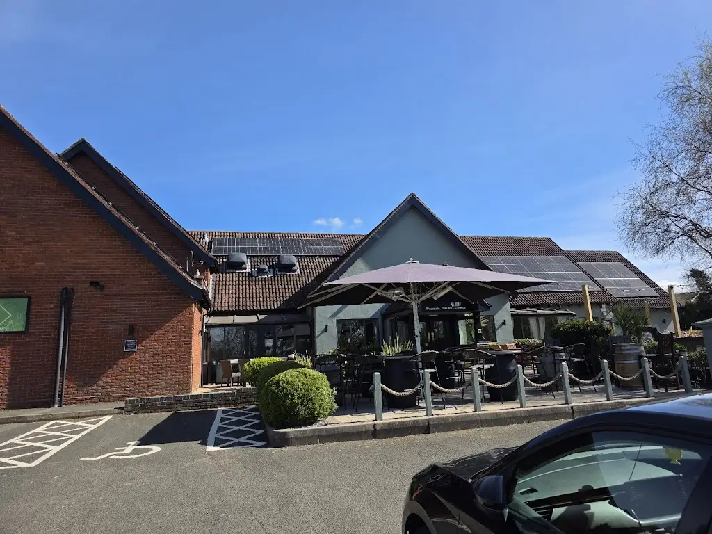 Vin Chenzo_The Fieldhouse_Dickens Heath_Bewertung