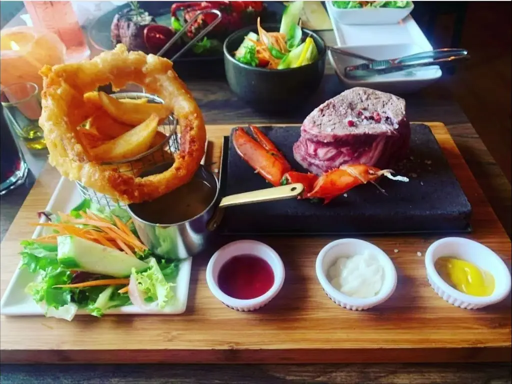 FLAMES BAR AND GRILL STEAK HOUSE_Darwen_slider_image_2