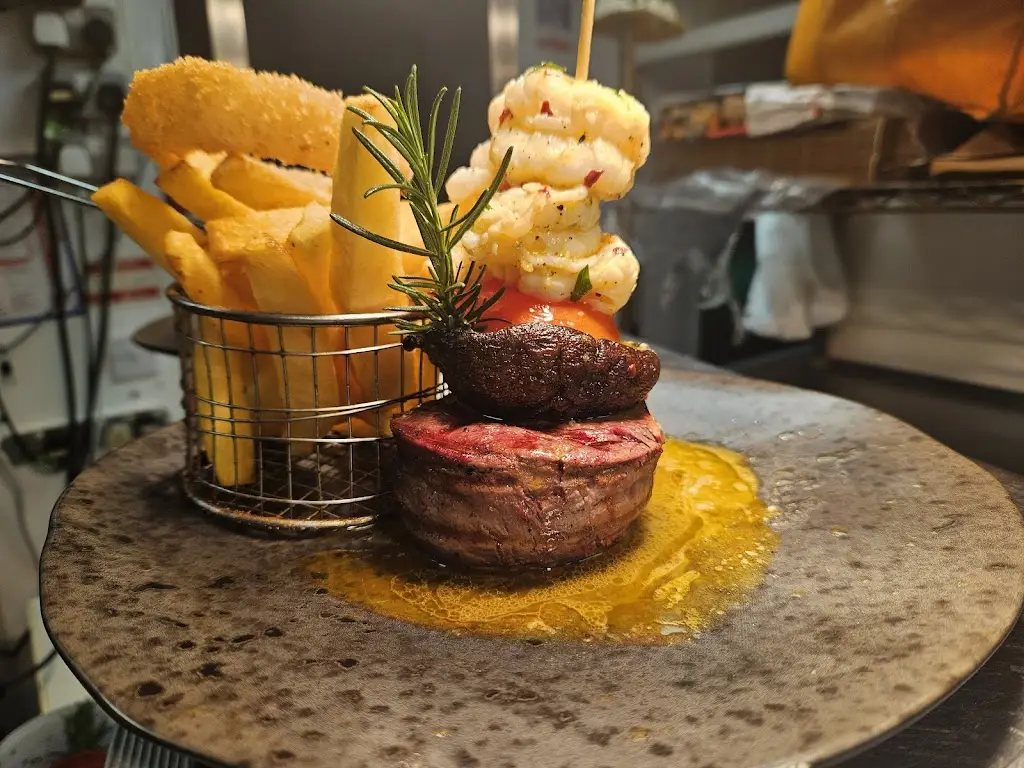 FLAMES BAR AND GRILL STEAK HOUSE_Darwen_slider_image_3