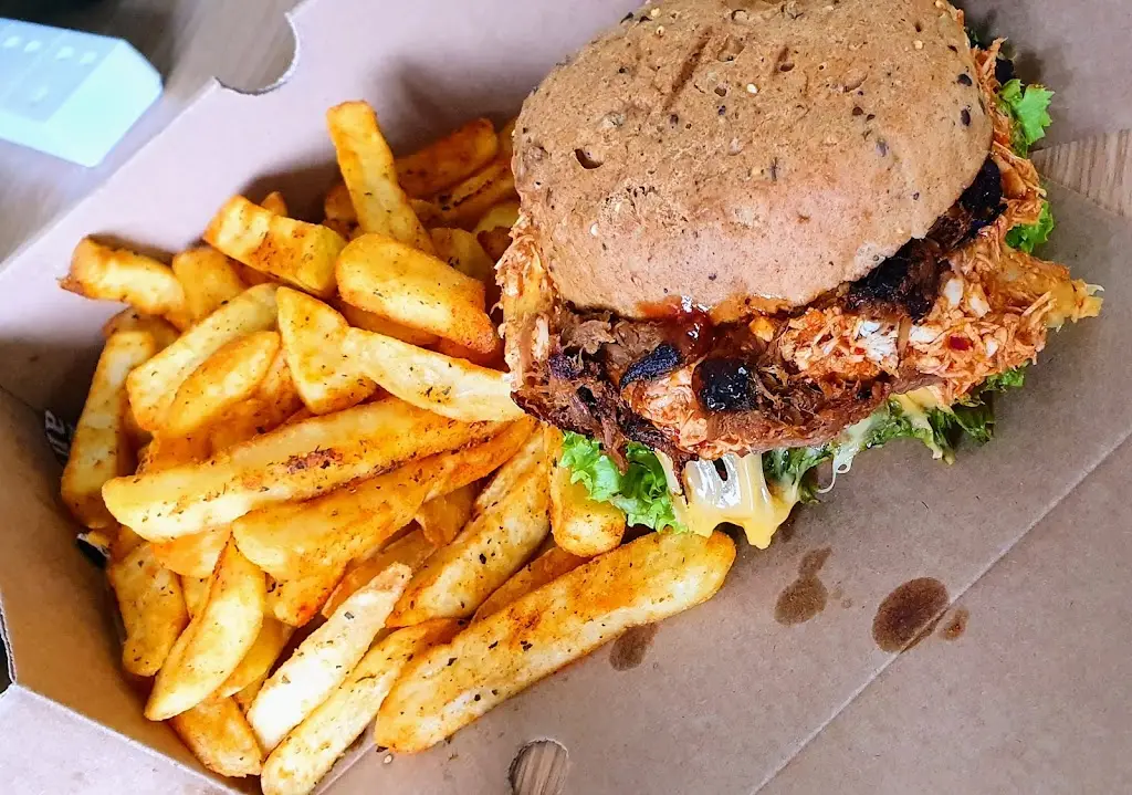 Ohannes Burger Arnold_Arnold_slider_image_3