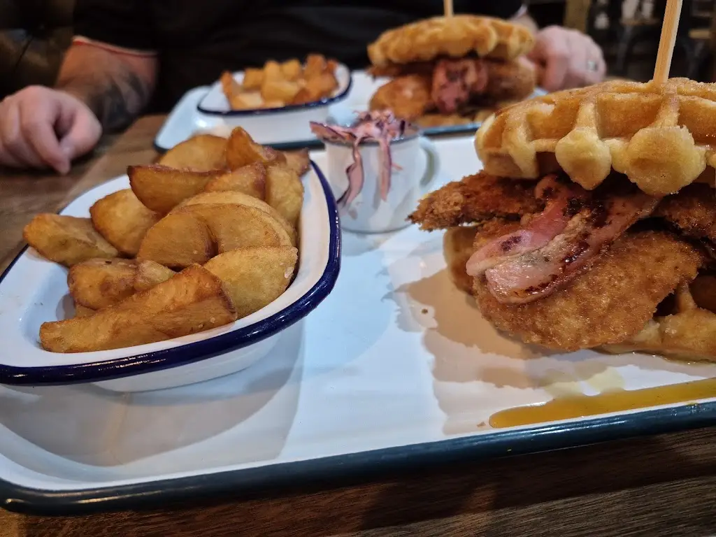 Michelle T_Get Smashed In The Bank_Darwen_recensione