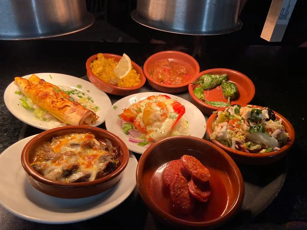 Mangiamo Tapas Cocktail and Wine Bar_Darwen_slider_image_3