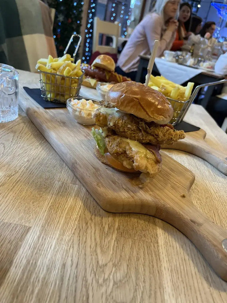 Shirley Henderson_Dolly’s Restaurant, Bar & Grill_Darwen_review